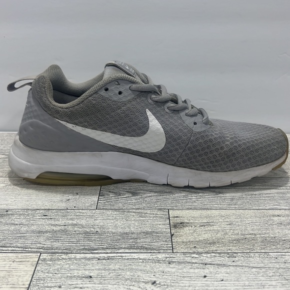 Nike Air Max Motion - Picture 12 of 13